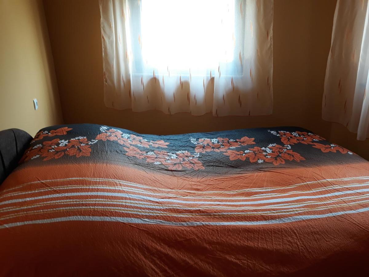 Andi Apartman Pacir Exteriör bild