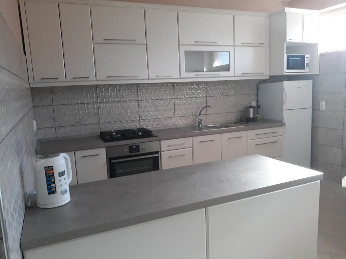 Andi Apartman Pacir Exteriör bild